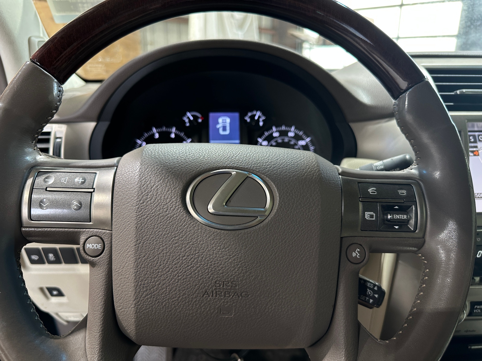Thumbnail: 2014 Lexus GX - 4