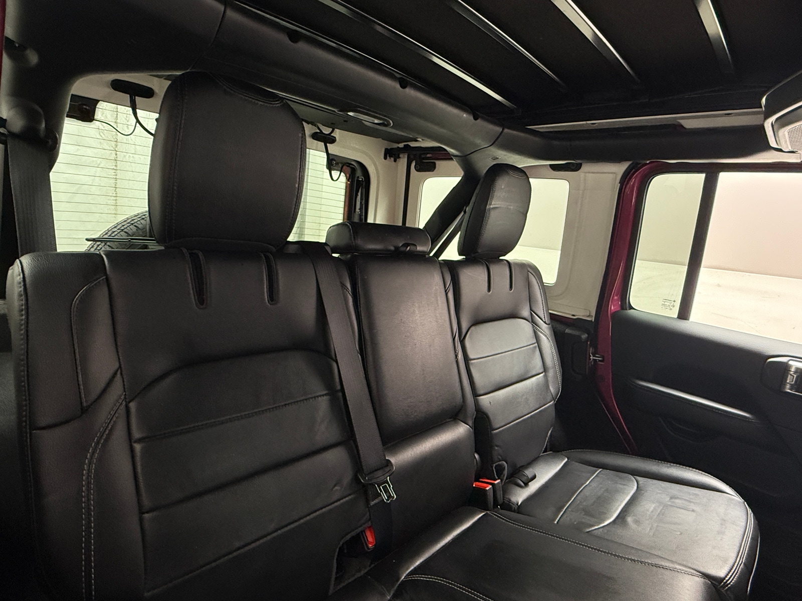 Thumbnail: 2021 Jeep Wrangler - 6