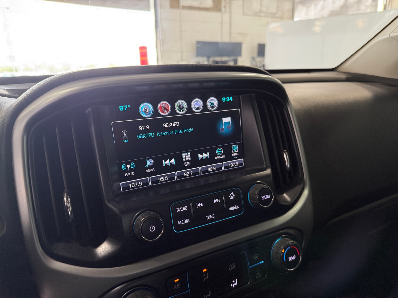 Thumbnail: 2018 Chevrolet Colorado - 4