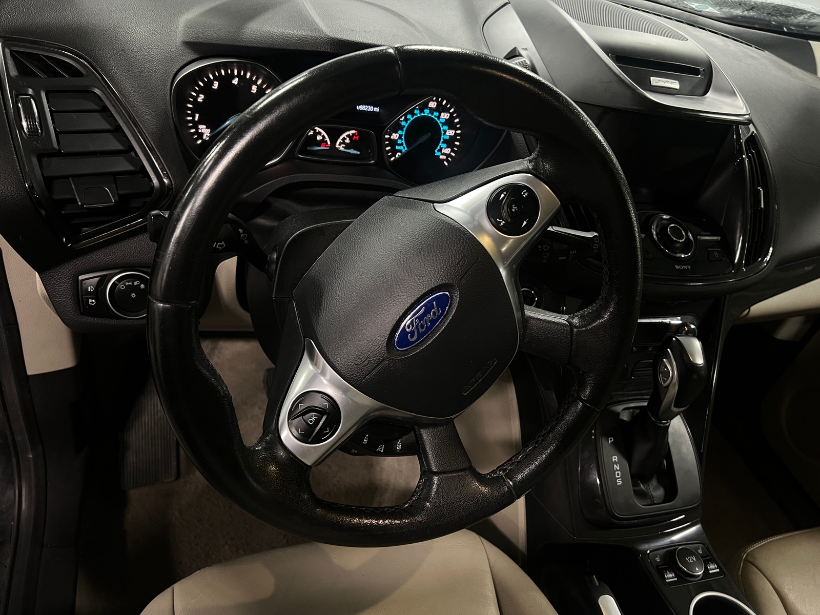 Thumbnail: 2016 Ford Escape - 4