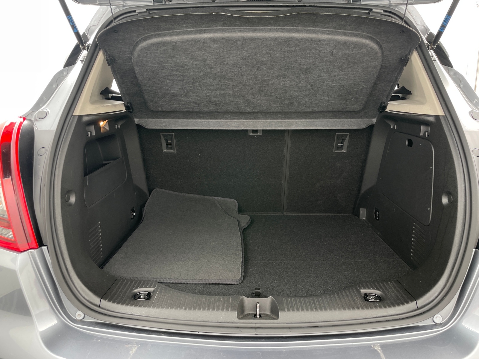 Thumbnail: 2019 Buick Encore - 6