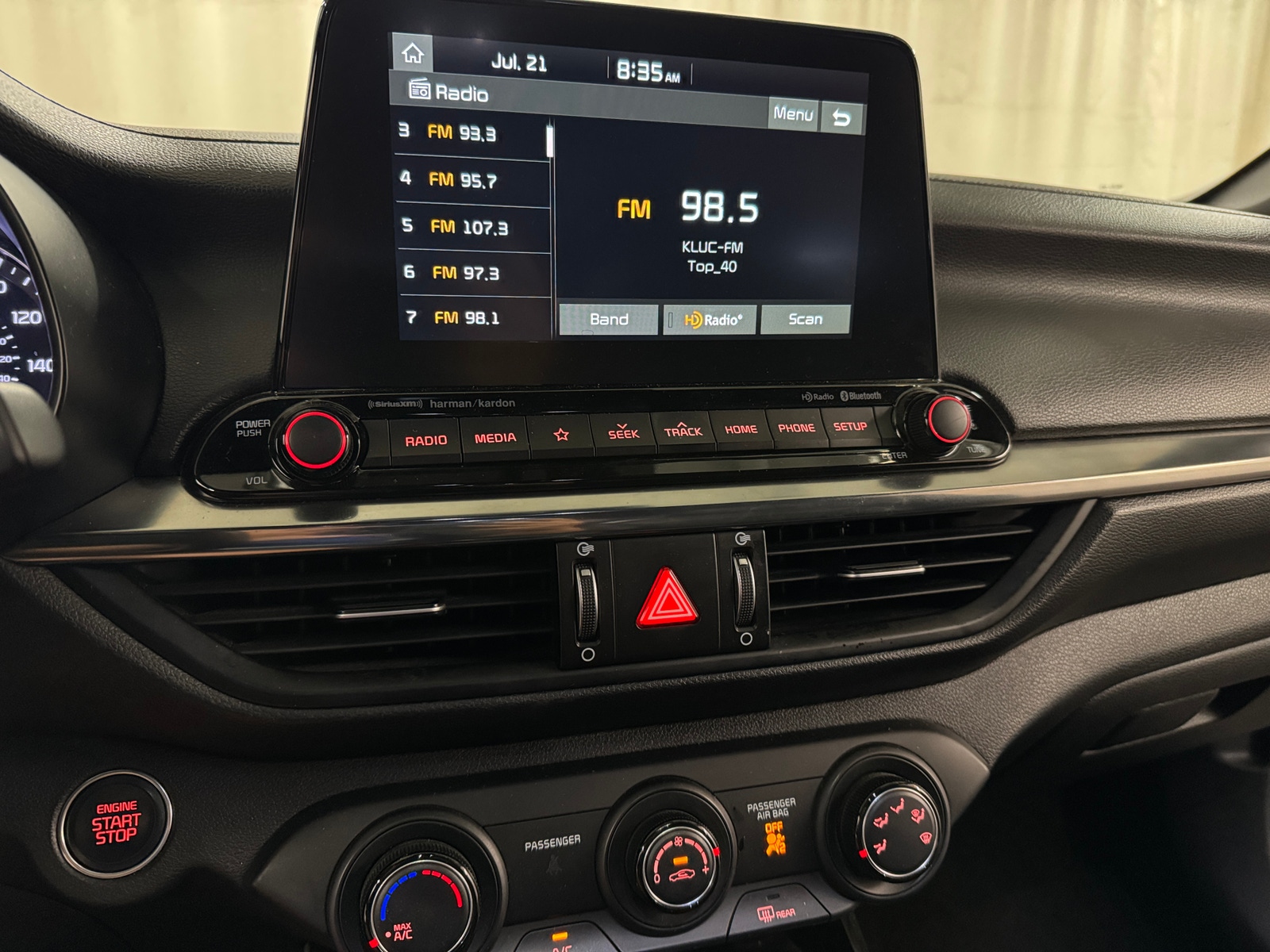 Thumbnail: 2021 Kia Forte - 3