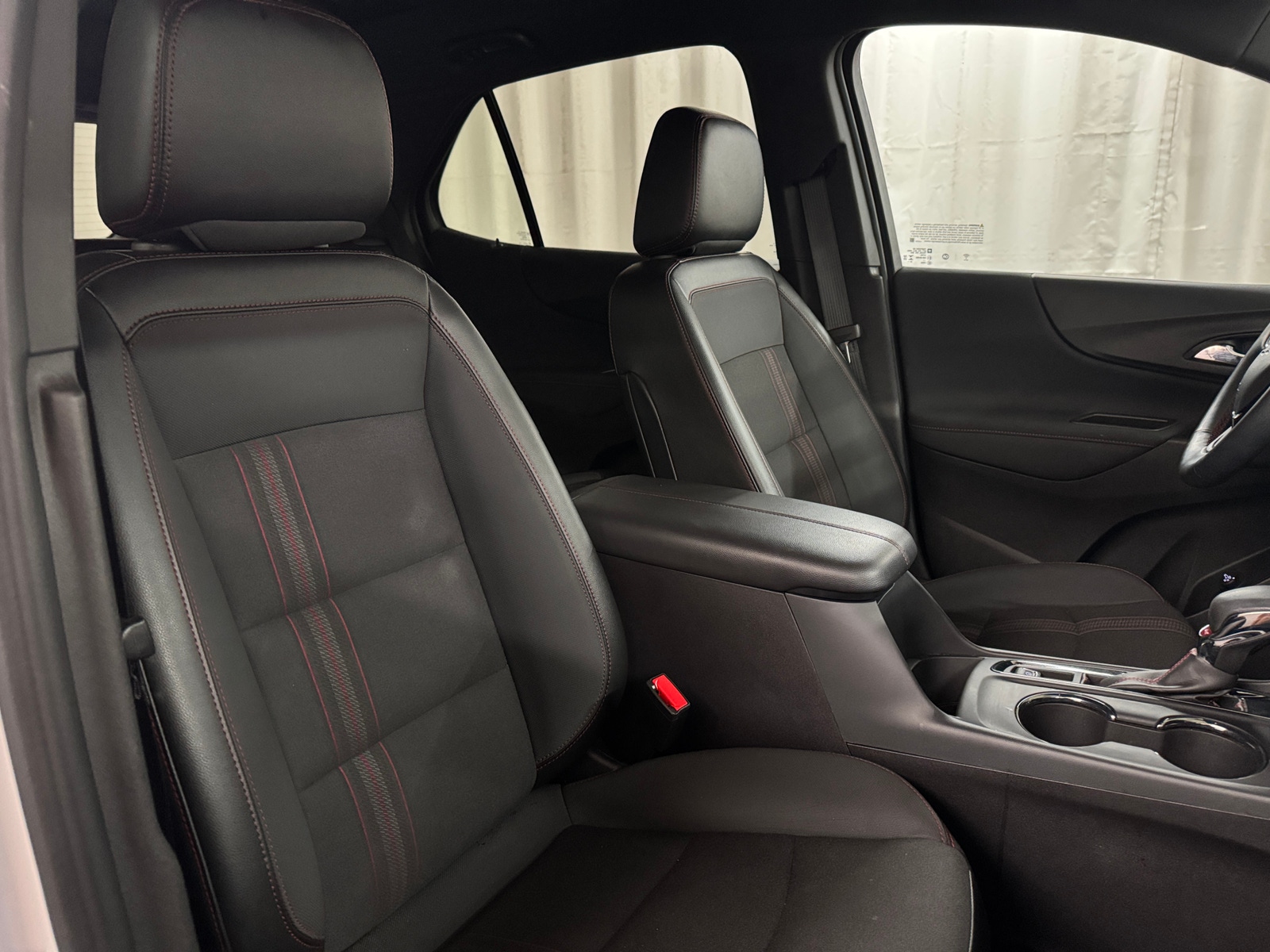 Thumbnail: 2024 Chevrolet Equinox - 2