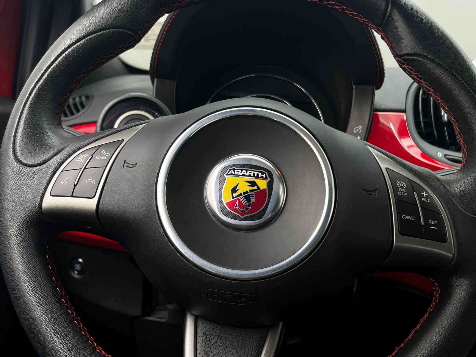 Thumbnail: 2017 Fiat 500 - 5