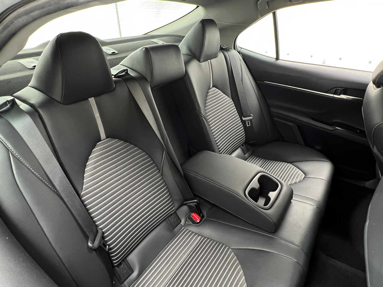 Thumbnail: 2019 Toyota Camry - 6