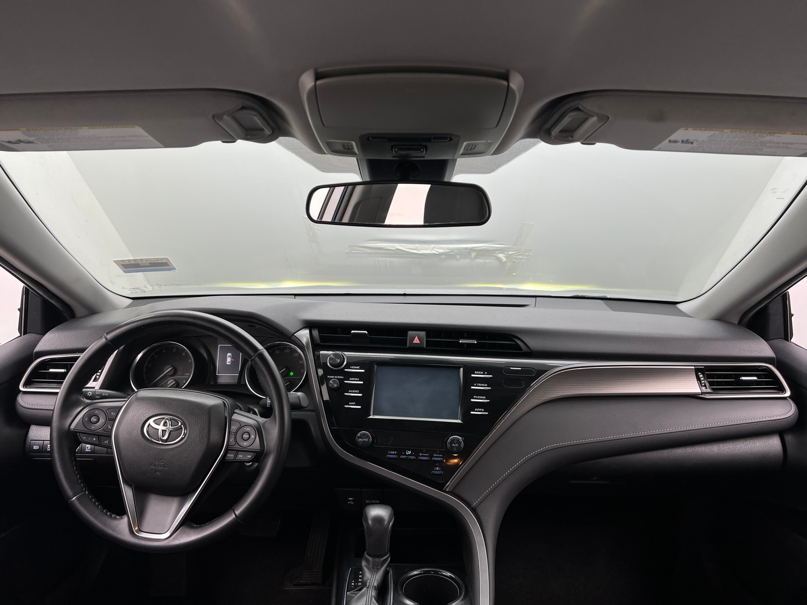 Thumbnail: 2019 Toyota Camry - 3