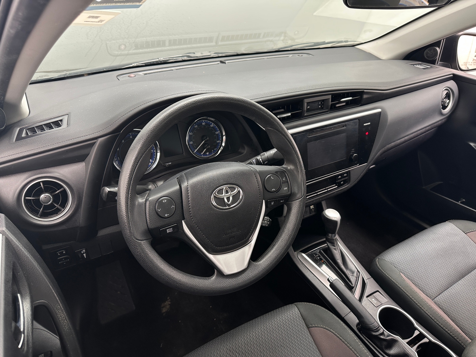 Thumbnail: 2017 Toyota Corolla - 3