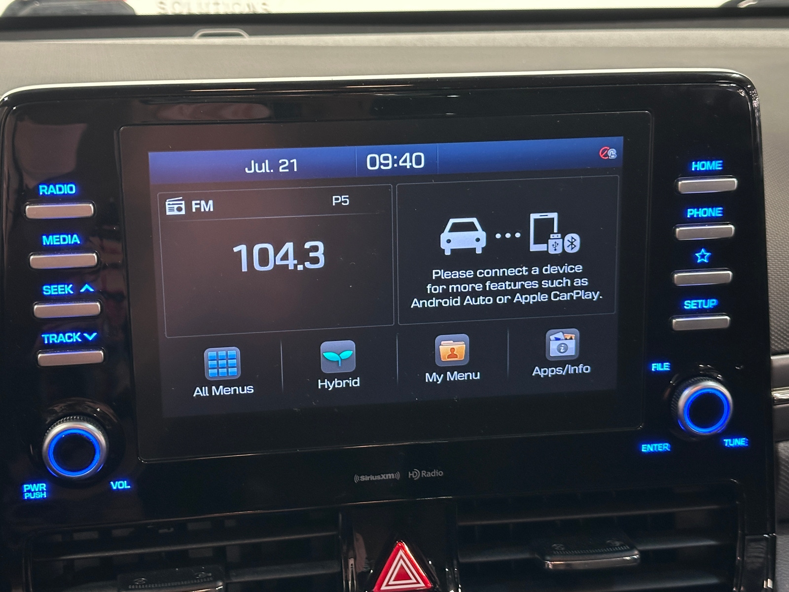 Thumbnail: 2020 Hyundai Ioniq - 4
