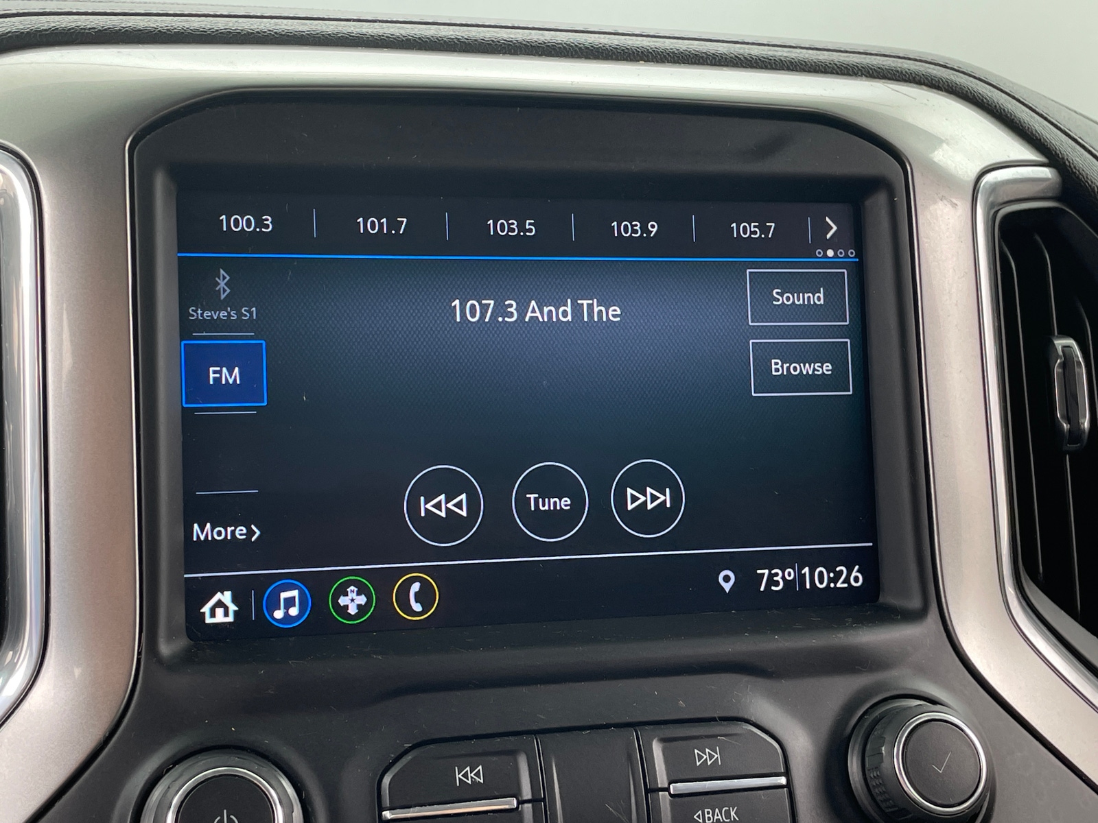 Thumbnail: 2019 Chevrolet Silverado 1500 - 4