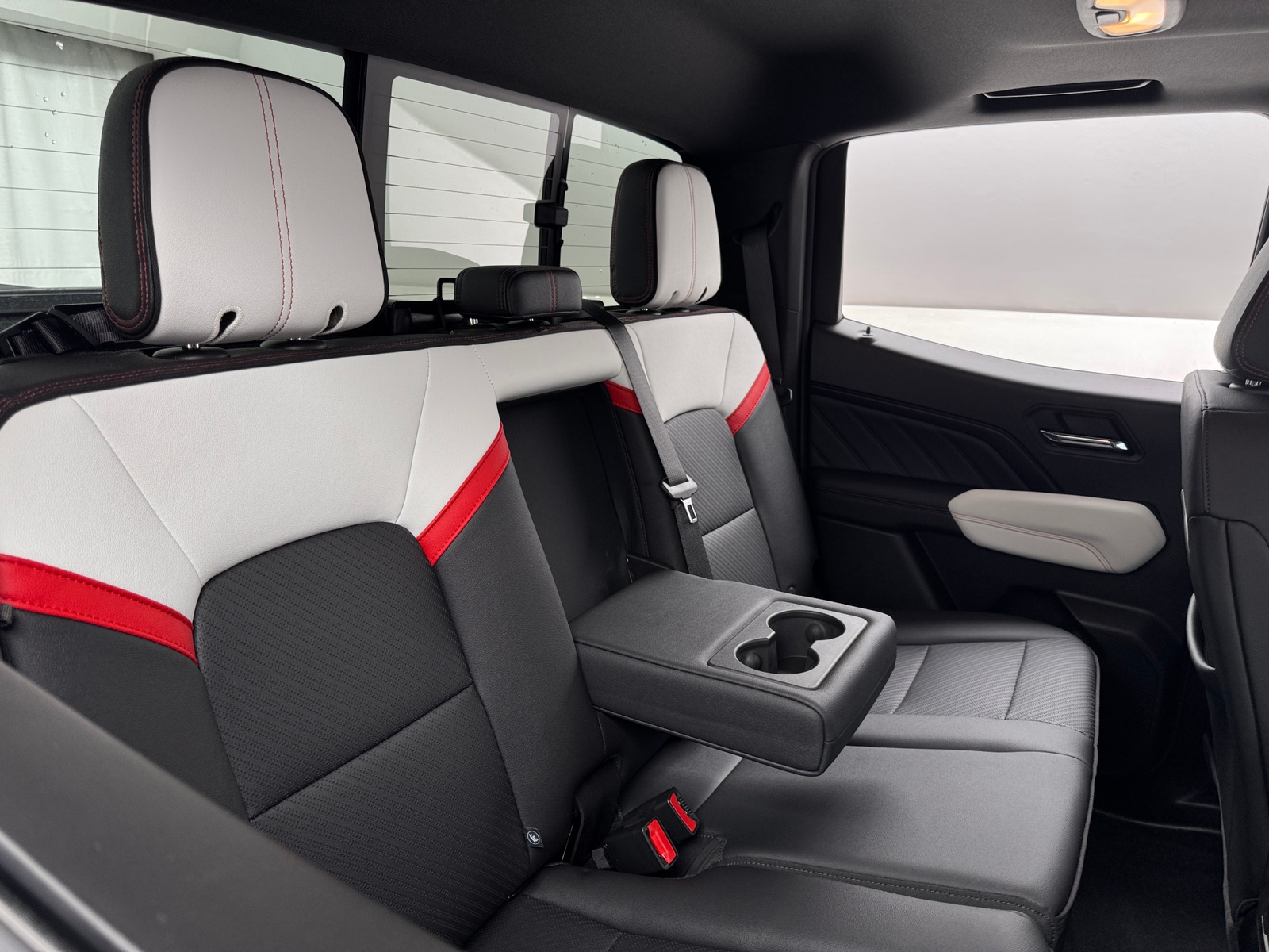 Thumbnail: 2024 GMC Canyon - 5