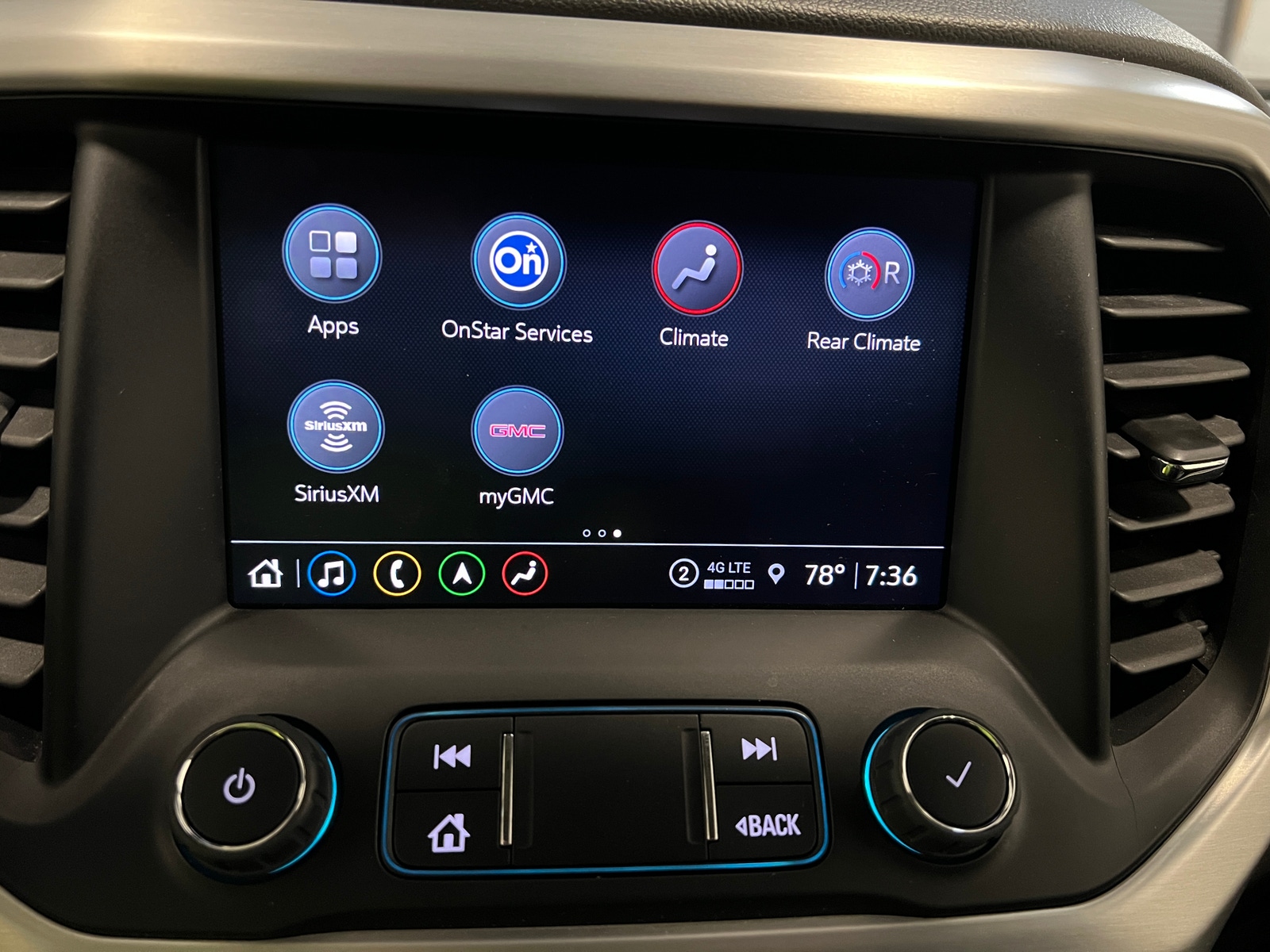 Thumbnail: 2023 GMC Acadia - 3