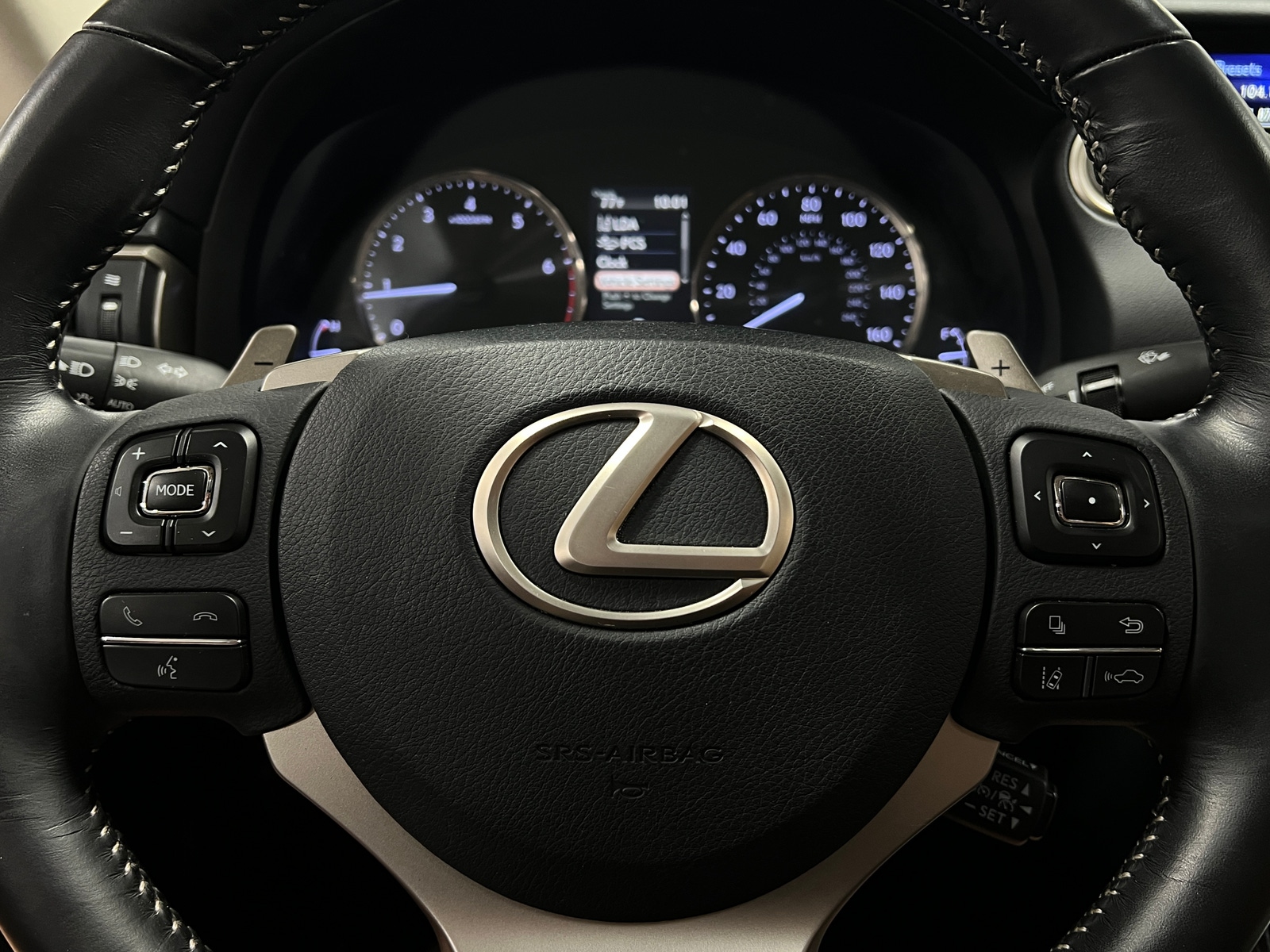 Thumbnail: 2017 Lexus IS - 4