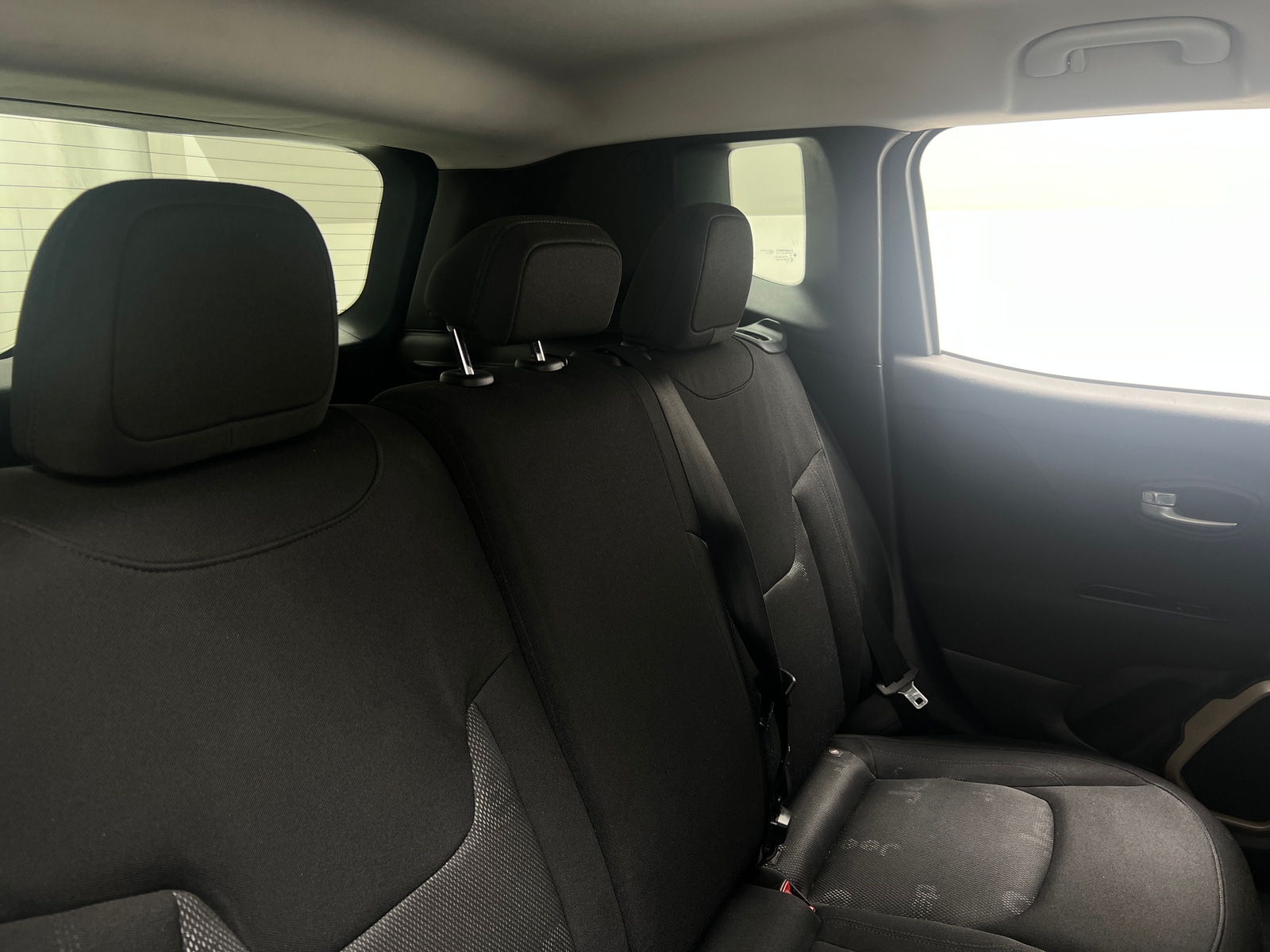 Thumbnail: 2017 Jeep Renegade - 6