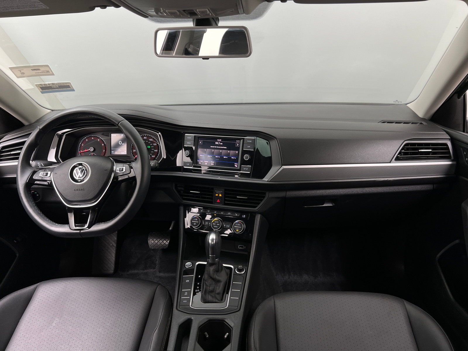 Thumbnail: 2019 Volkswagen Jetta - 3