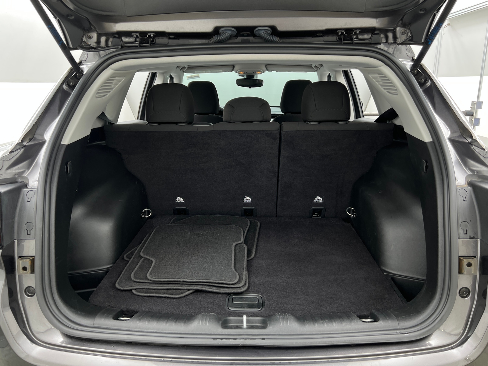 Thumbnail: 2022 Jeep Compass - 7