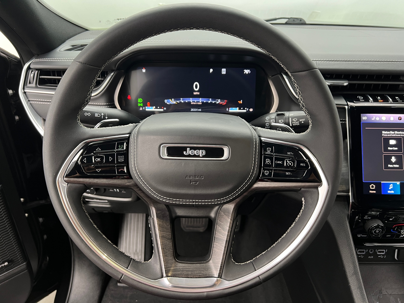 Thumbnail: 2023 Jeep Grand Cherokee L - 4