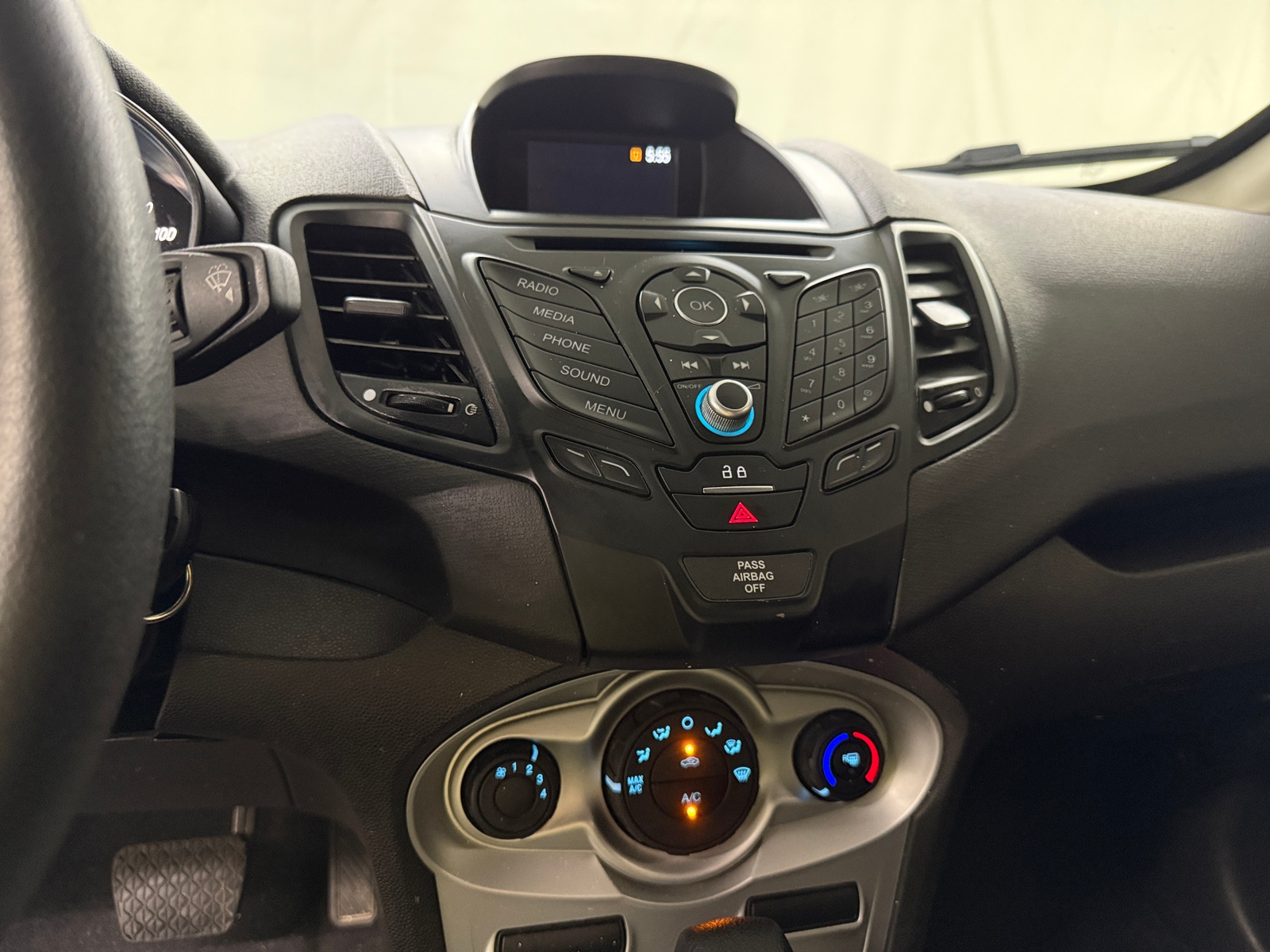 Thumbnail: 2019 Ford Fiesta - 4