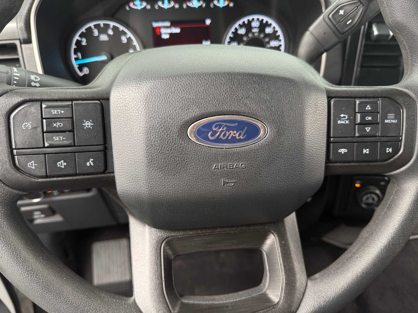Thumbnail: 2023 Ford Econoline - 5