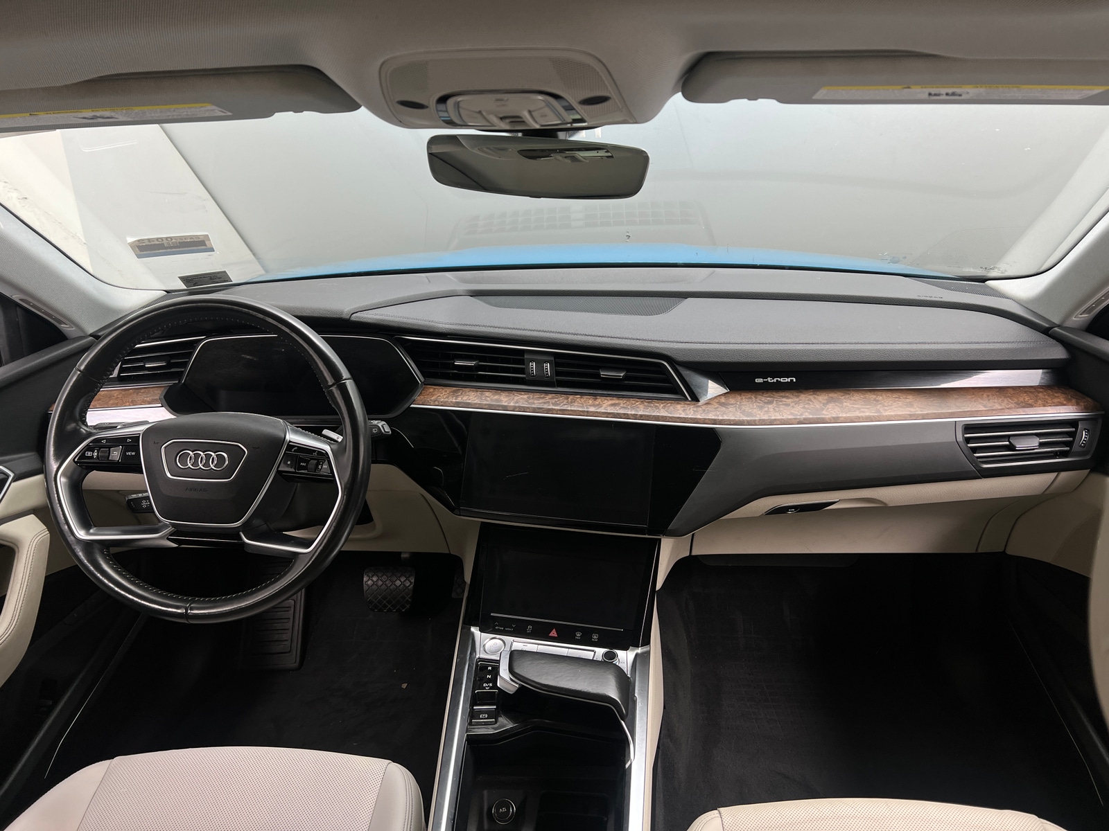 Thumbnail: 2019 Audi e-tron - 2