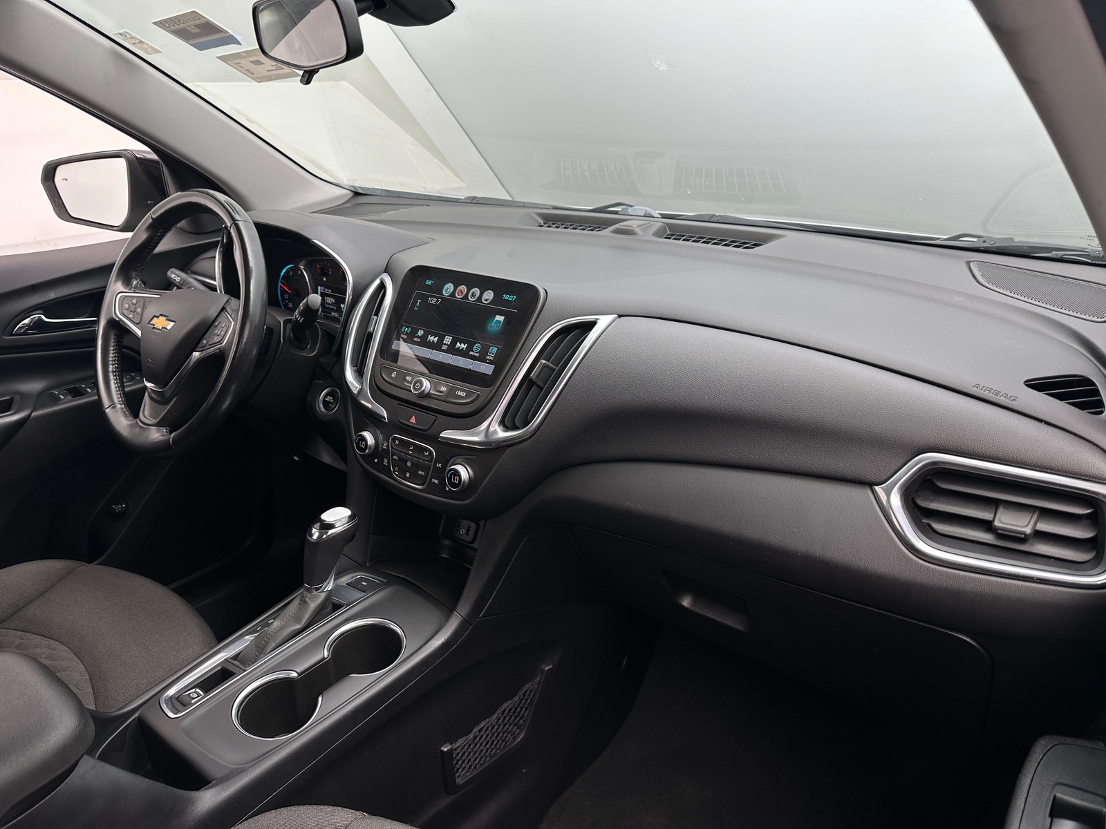 Thumbnail: 2018 Chevrolet Equinox - 3