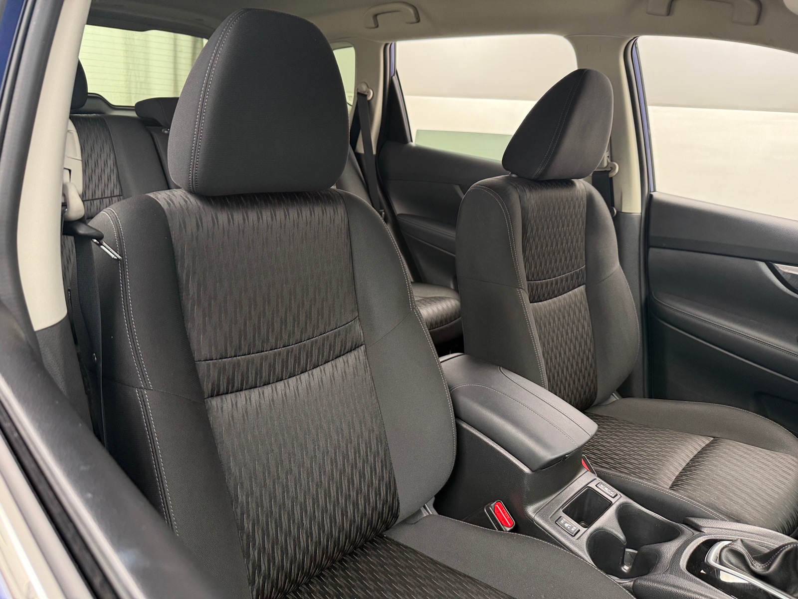 Thumbnail: 2019 Nissan Rogue - 2