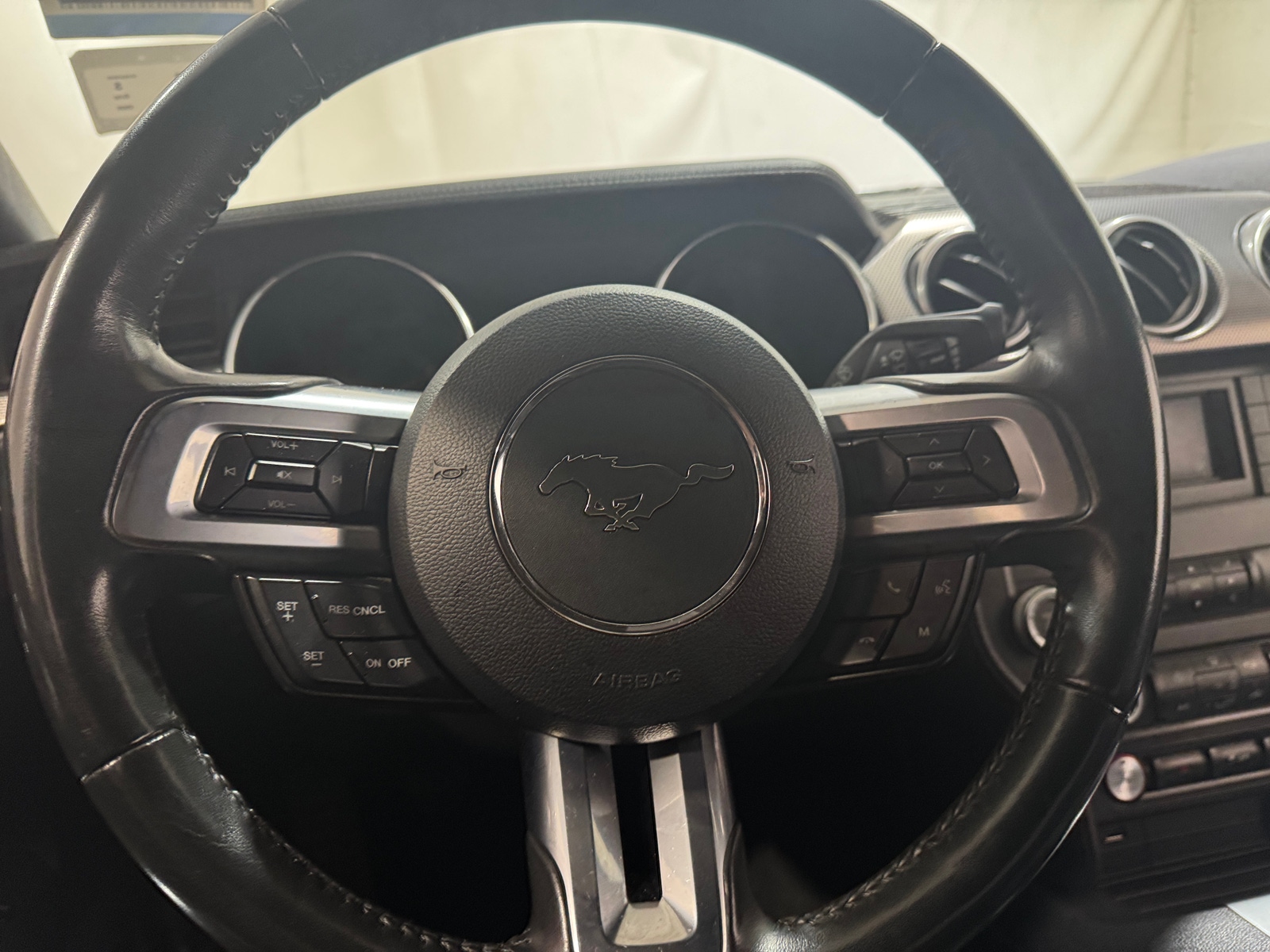 Thumbnail: 2020 Ford Mustang - 4