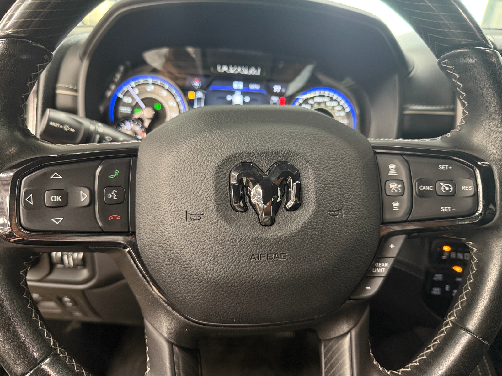 Thumbnail: 2022 RAM 1500 - 4
