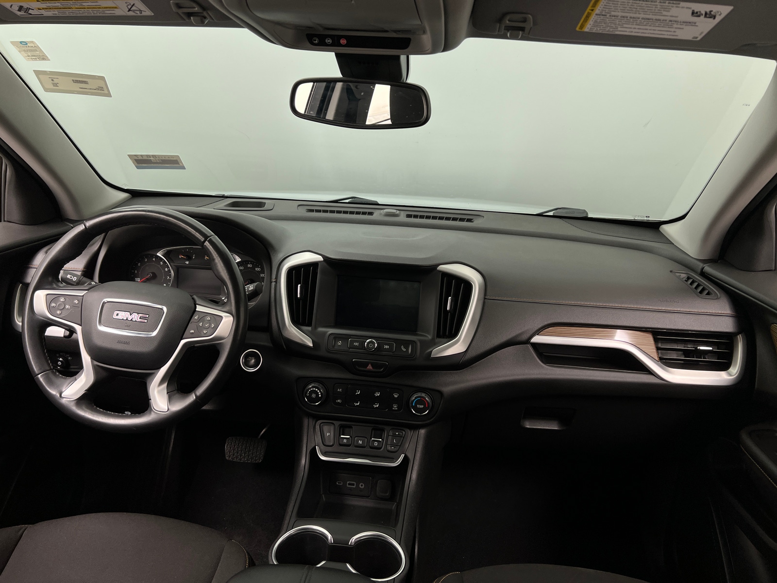 Thumbnail: 2020 GMC Terrain - 3