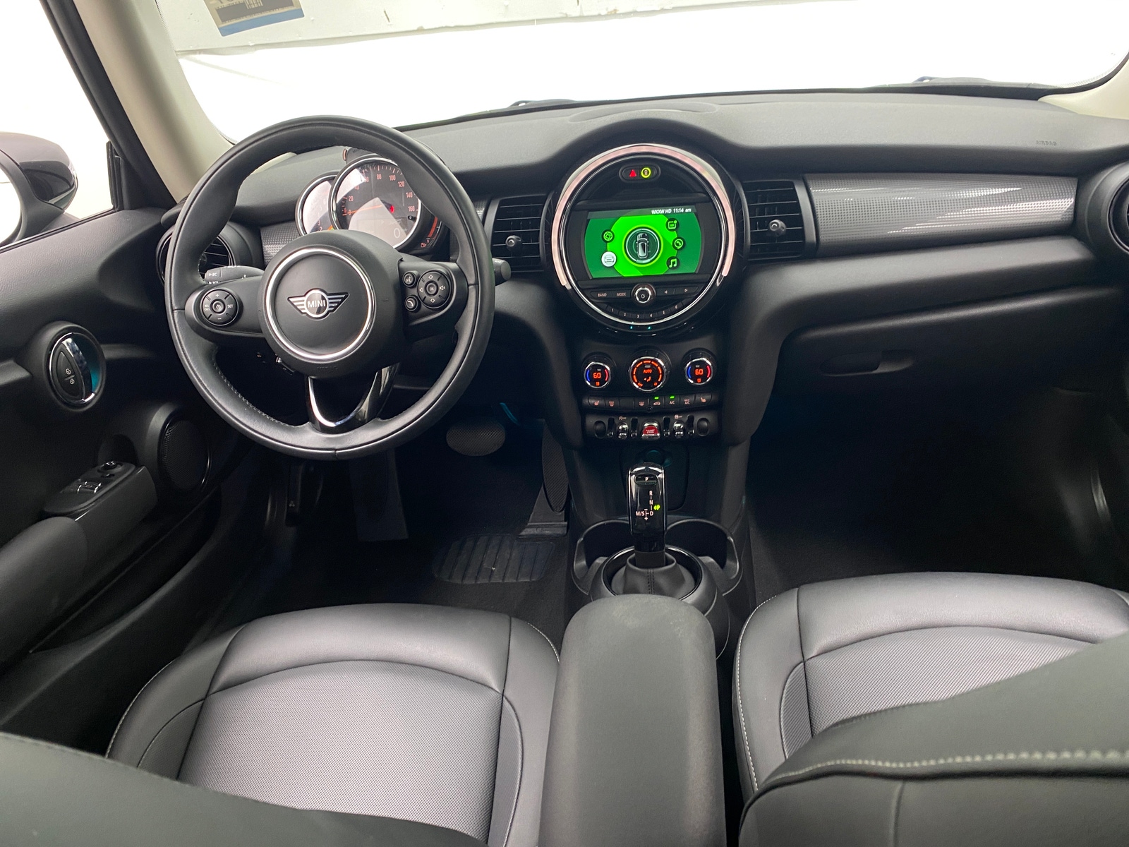 Thumbnail: 2020 MINI Cooper Hardtop - 3