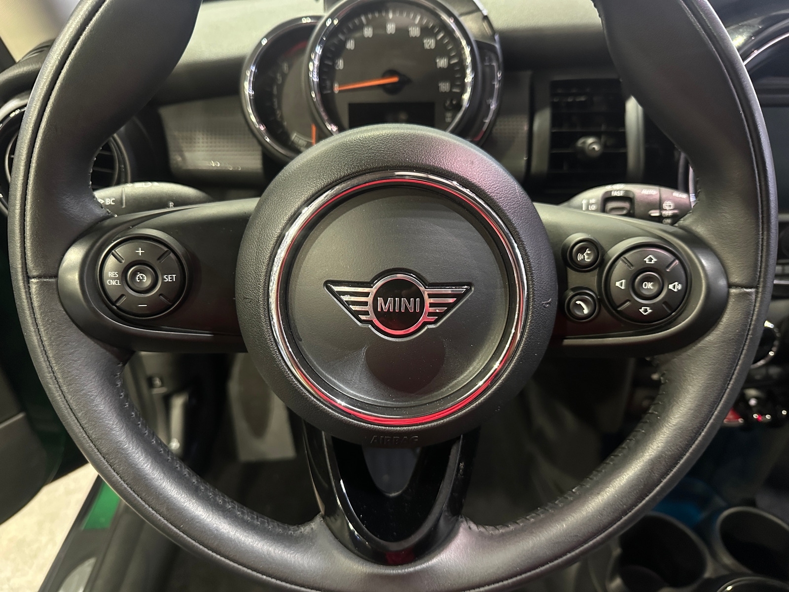 Thumbnail: 2020 MINI Cooper Hardtop - 5