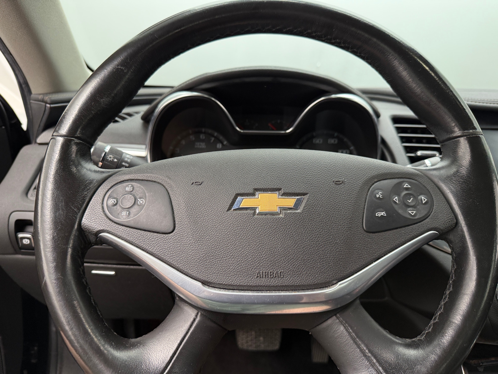 Thumbnail: 2015 Chevrolet Impala - 4