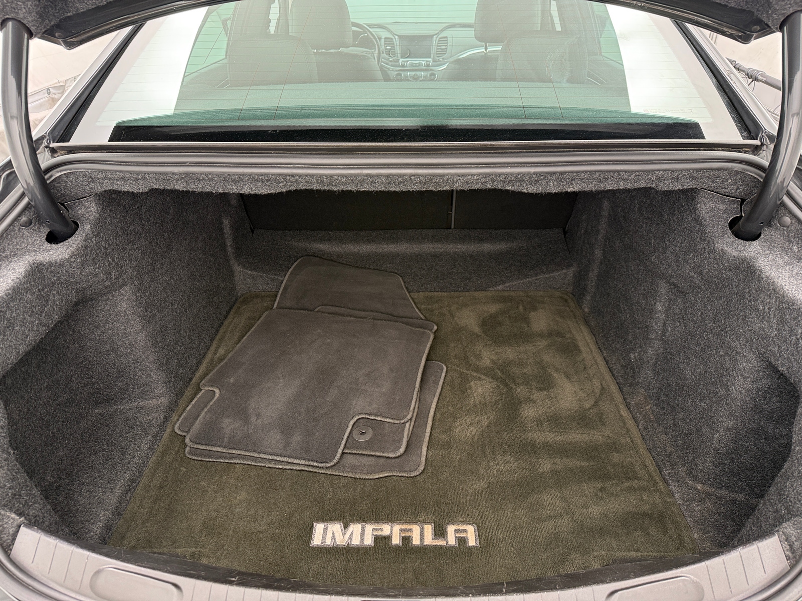 Thumbnail: 2015 Chevrolet Impala - 6