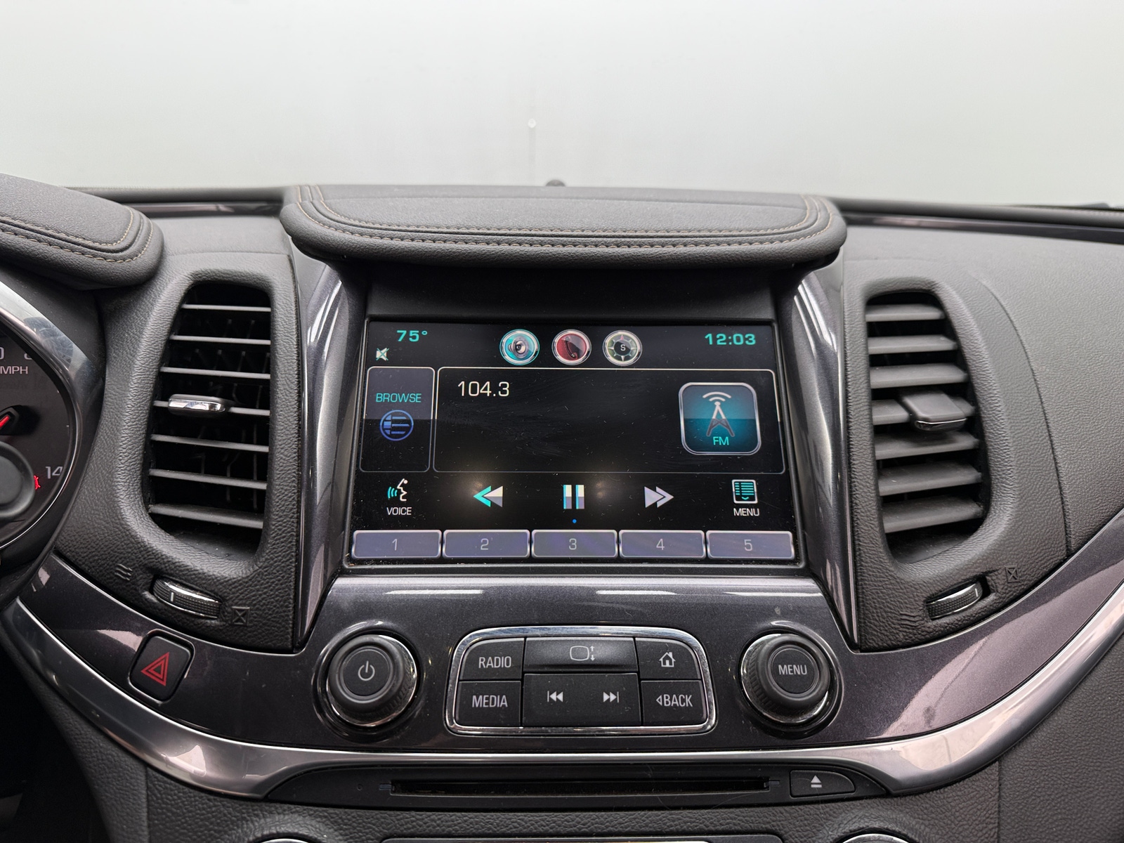 Thumbnail: 2015 Chevrolet Impala - 3