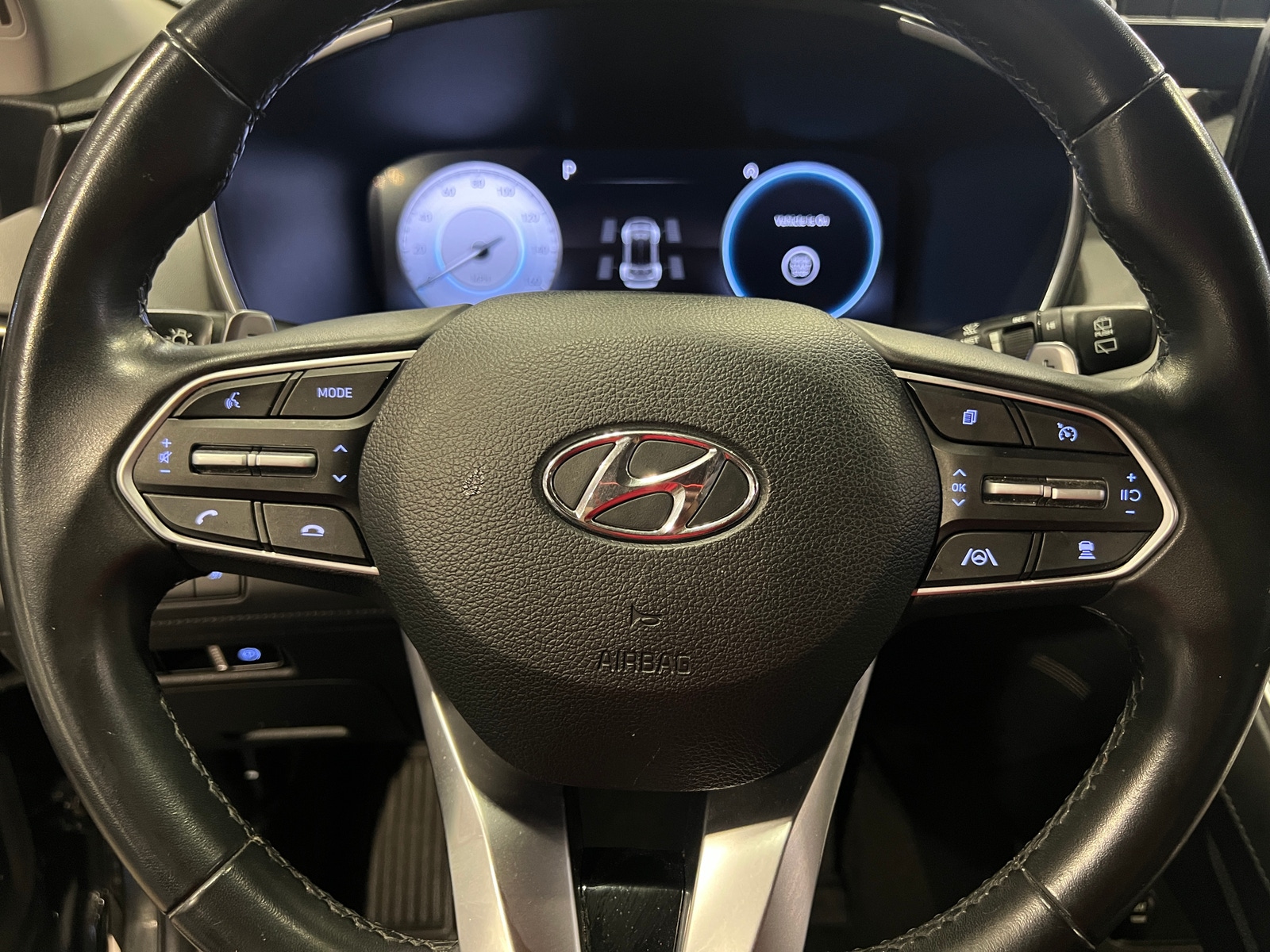 Thumbnail: 2022 Hyundai Santa Fe - 4