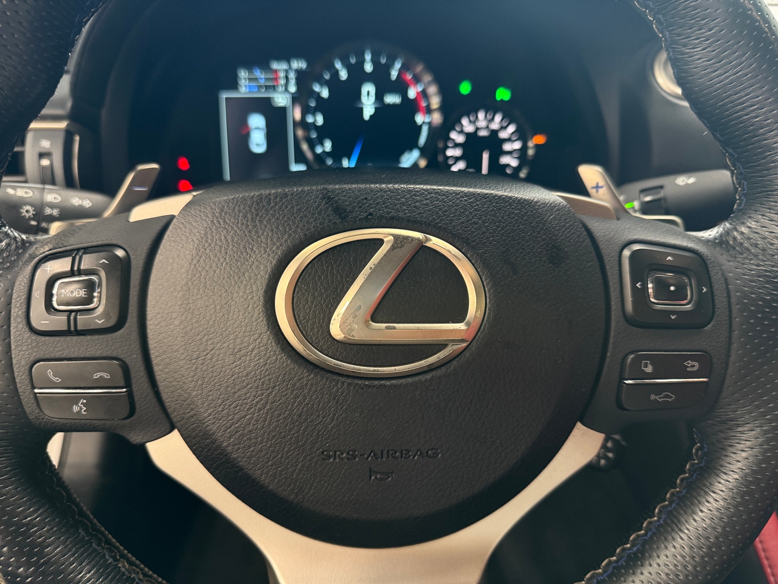 Thumbnail: 2015 Lexus RC - 3