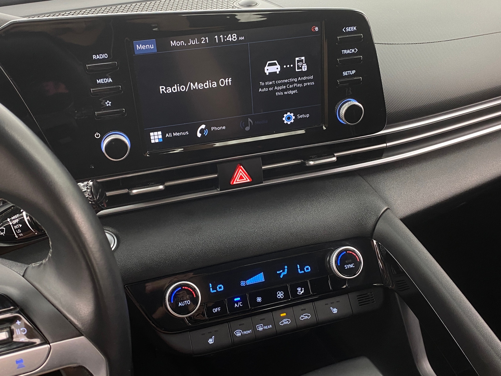 Thumbnail: 2021 Hyundai Elantra - 4