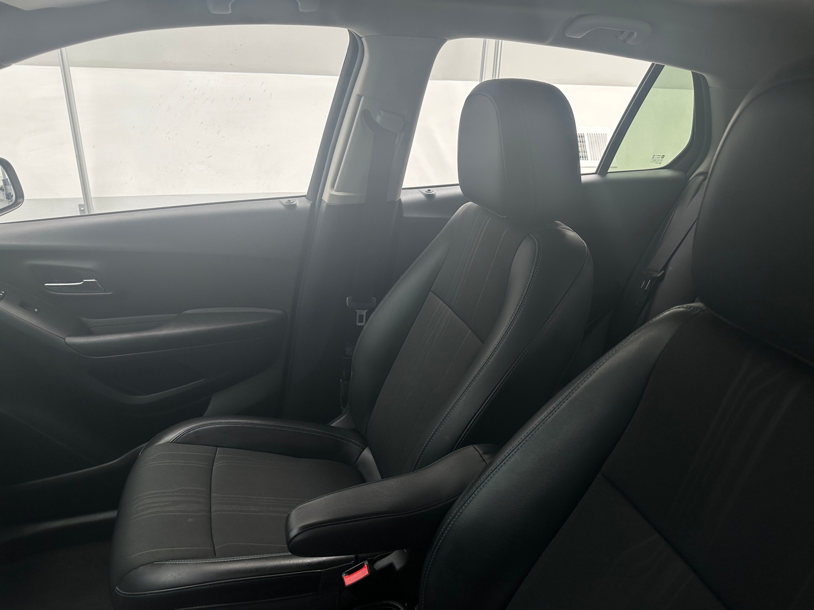 Thumbnail: 2016 Chevrolet Trax - 2