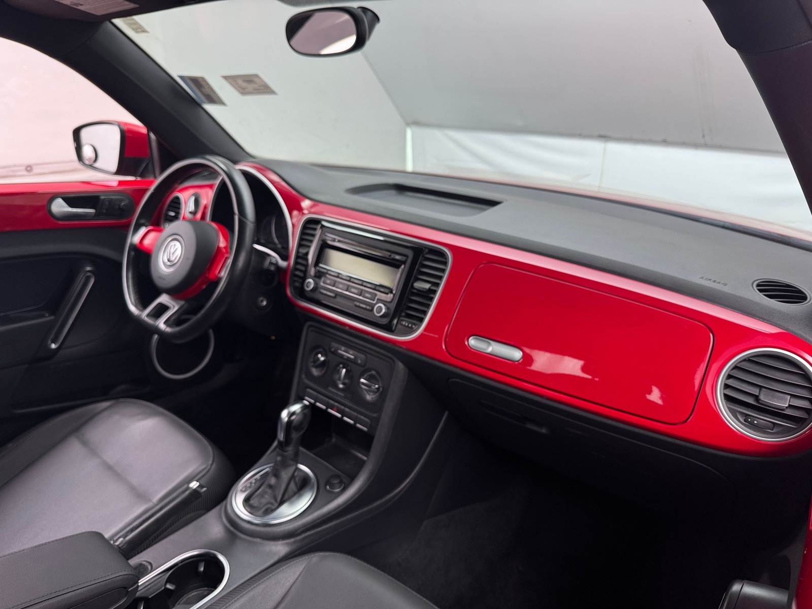 Thumbnail: 2013 Volkswagen Beetle - 2