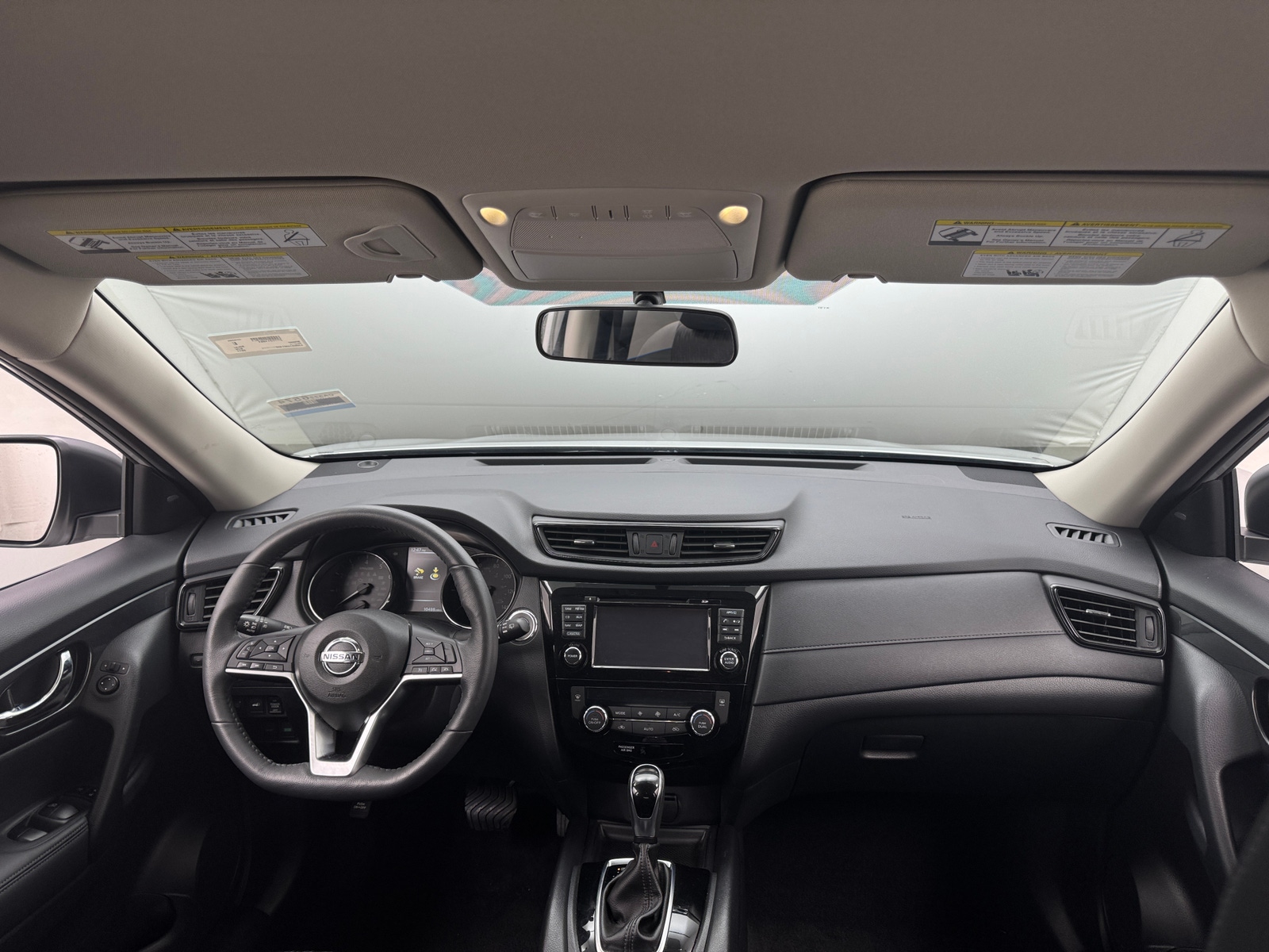 Thumbnail: 2017 Nissan Rogue - 3