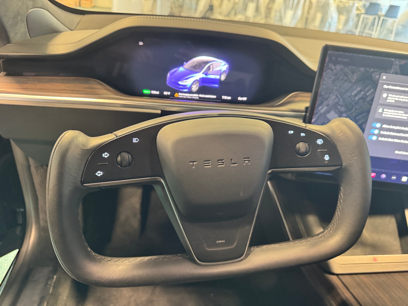 Thumbnail: 2022 Tesla Model S - 4