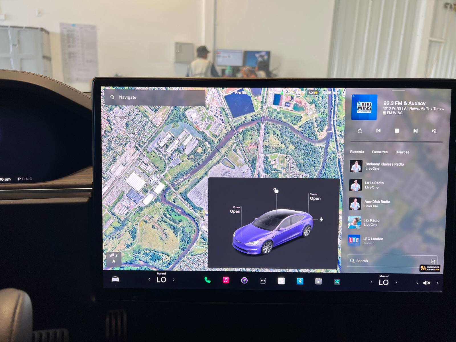 Thumbnail: 2022 Tesla Model S - 3