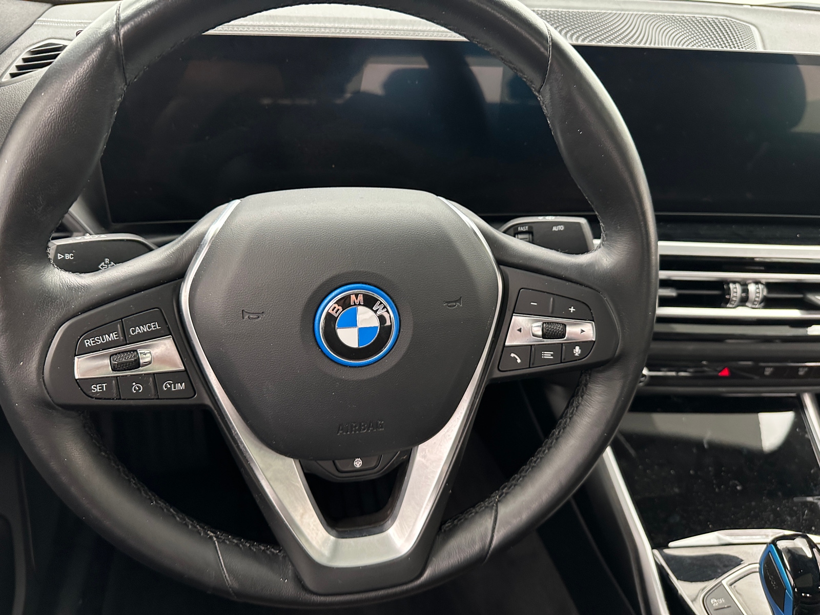 Thumbnail: 2022 BMW i4 - 4