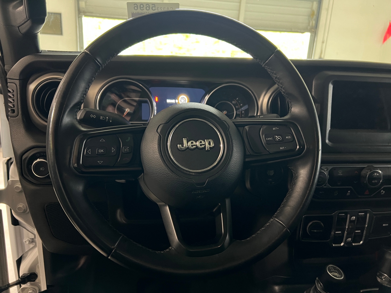 Thumbnail: 2018 Jeep Wrangler - 5