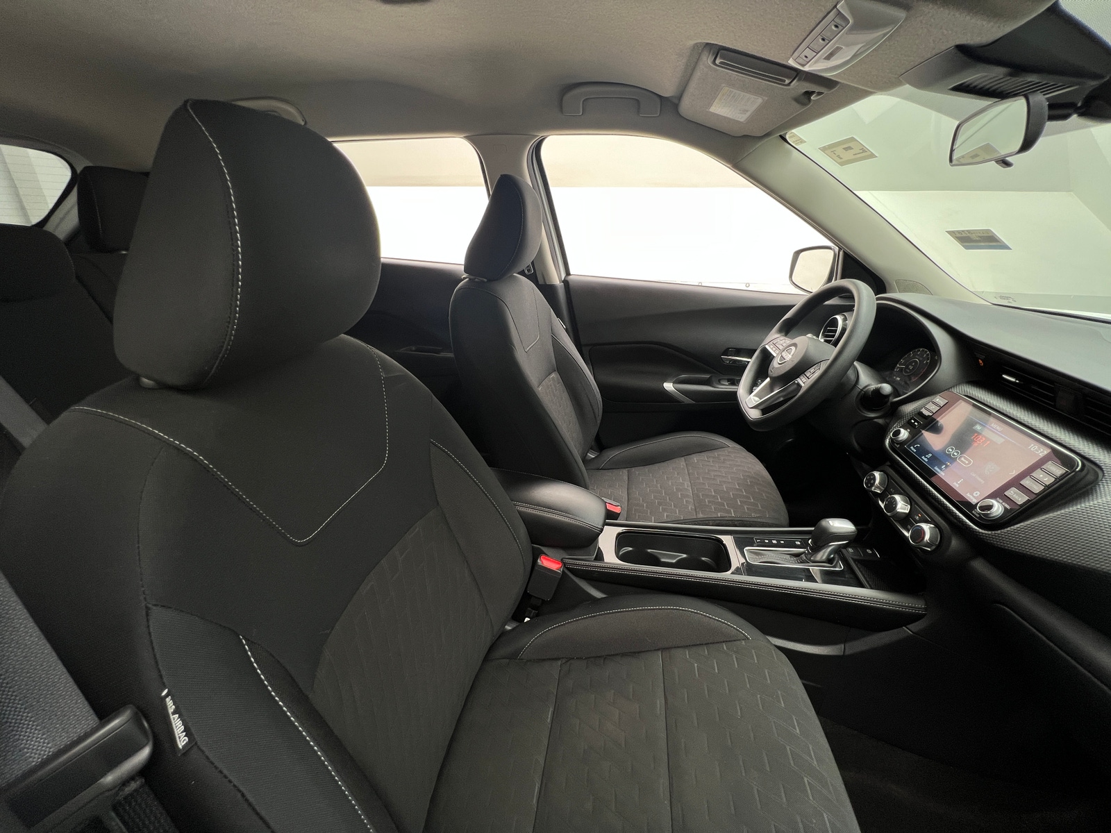 Thumbnail: 2023 Nissan Kicks - 2