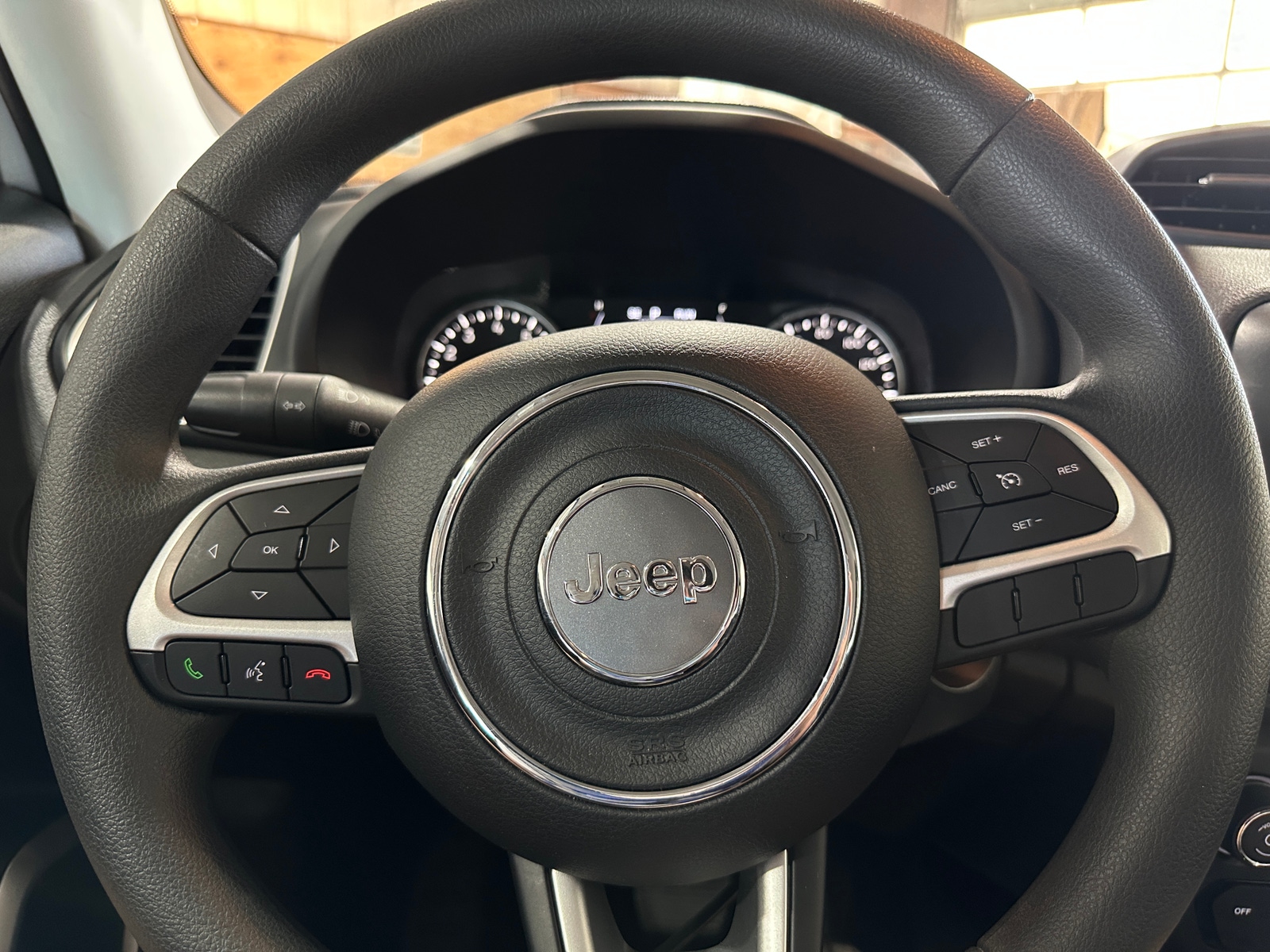 Thumbnail: 2021 Jeep Renegade - 5