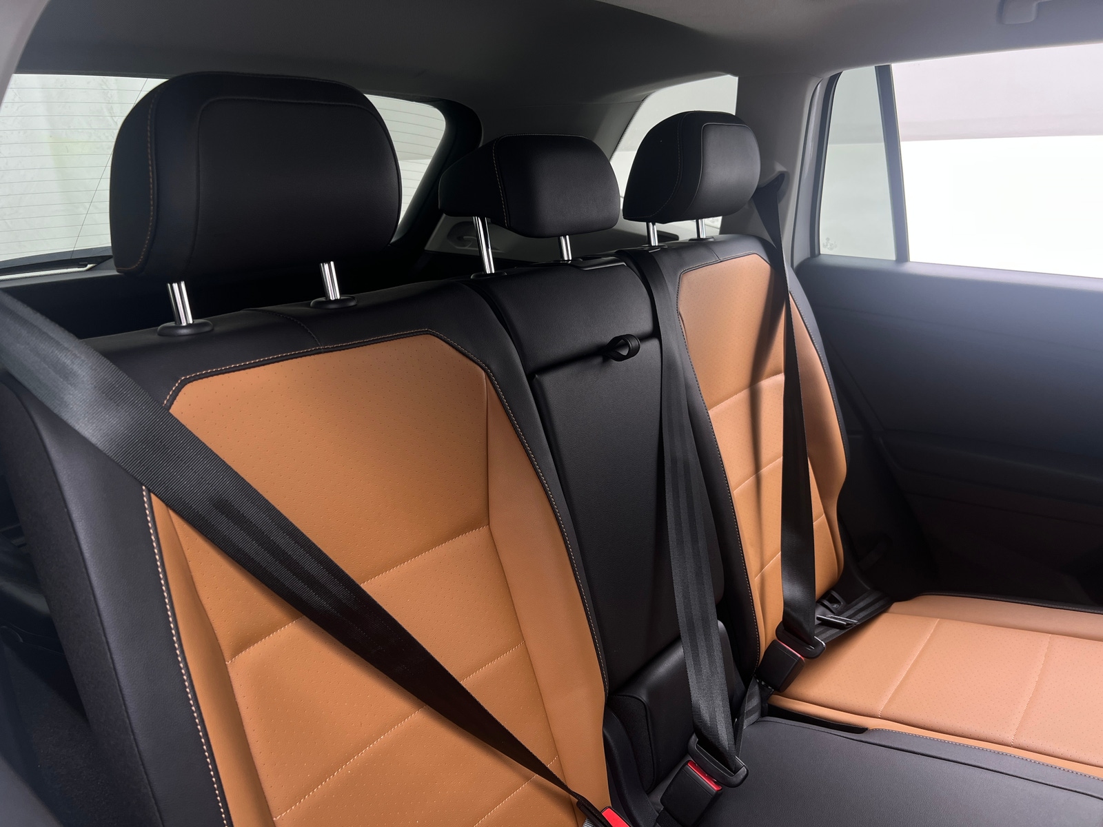 Thumbnail: 2018 Volkswagen Tiguan - 5