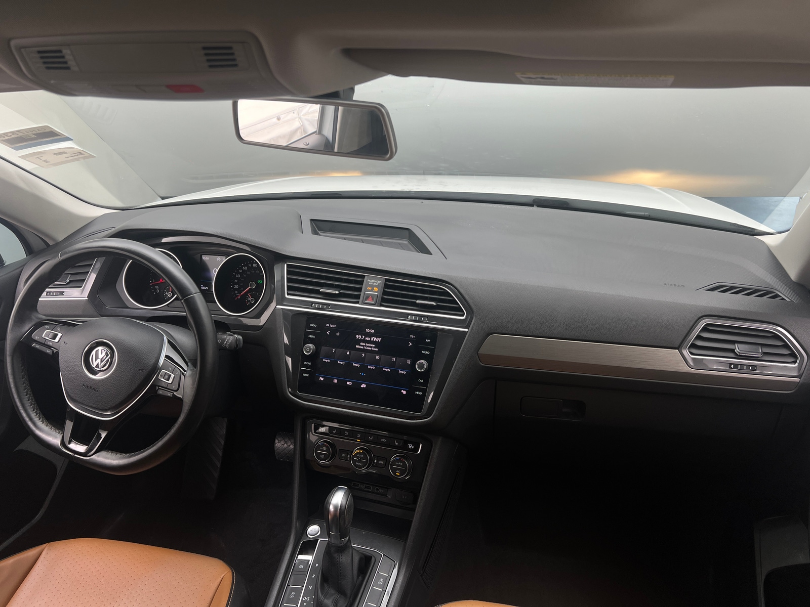 Thumbnail: 2018 Volkswagen Tiguan - 2