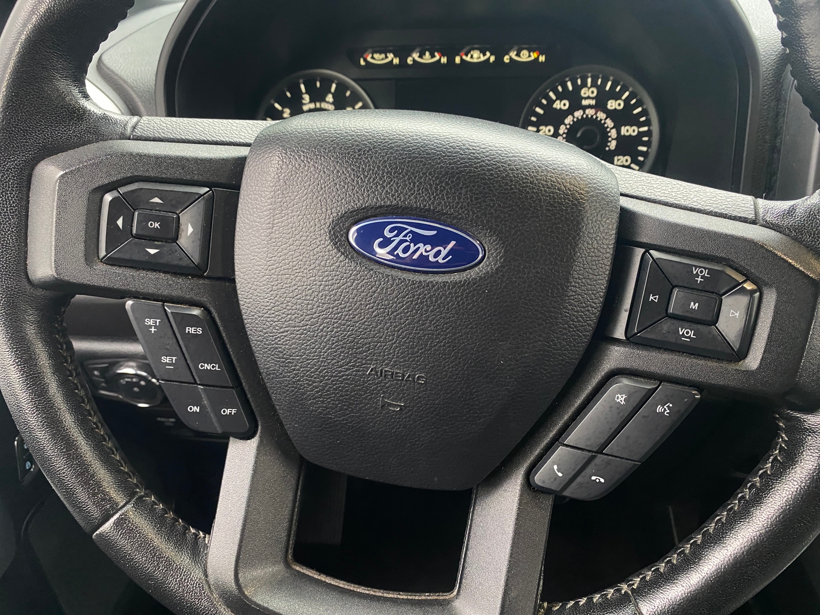 Thumbnail: 2018 Ford Econoline - 5