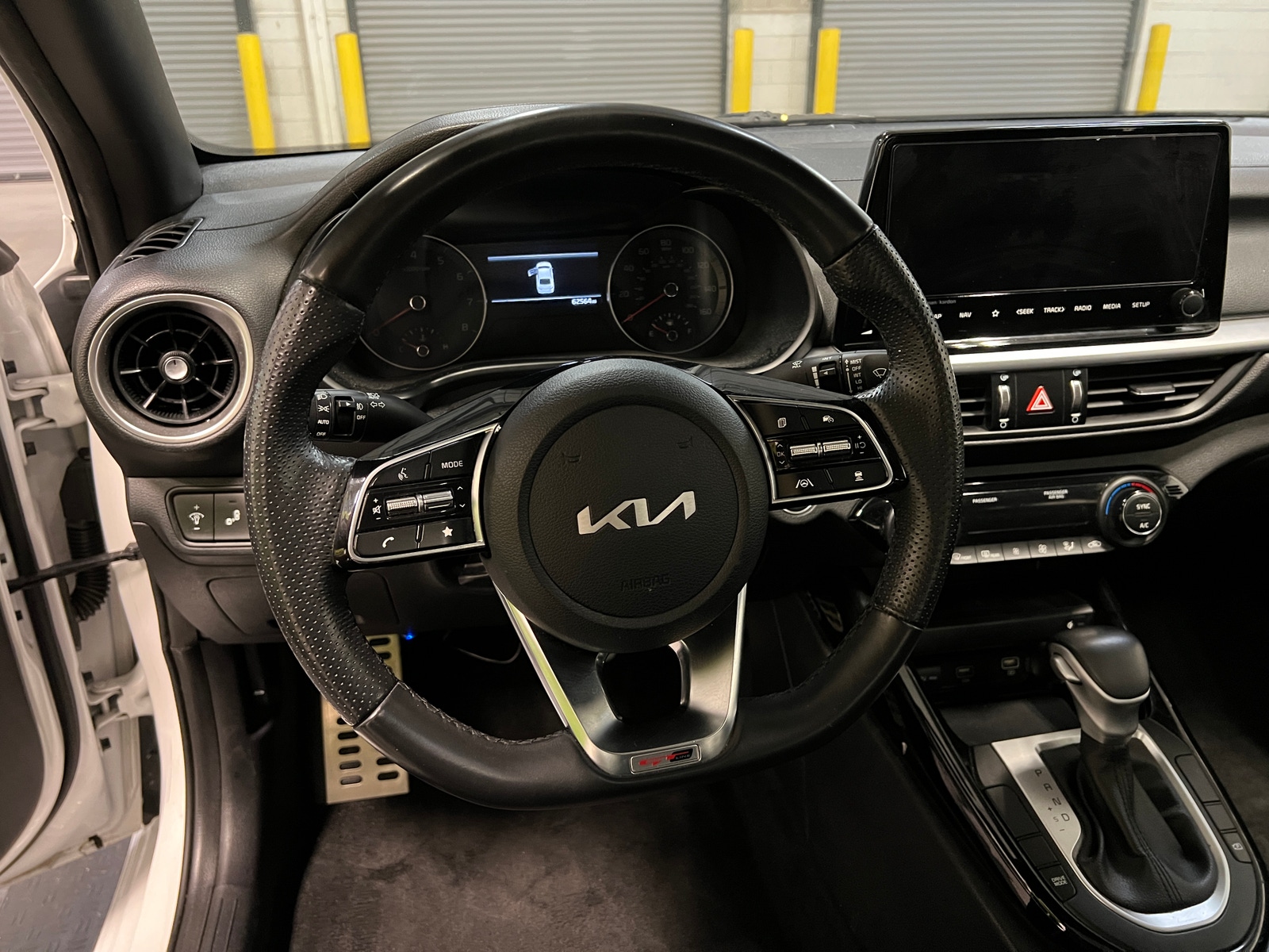 Thumbnail: 2022 Kia Forte - 5
