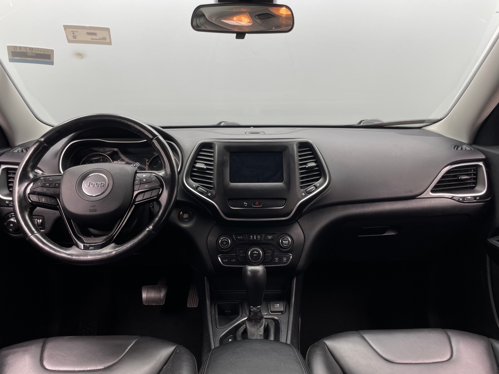 Thumbnail: 2020 Jeep Cherokee - 3